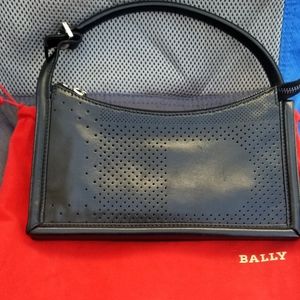 Cute vintage Bally bag